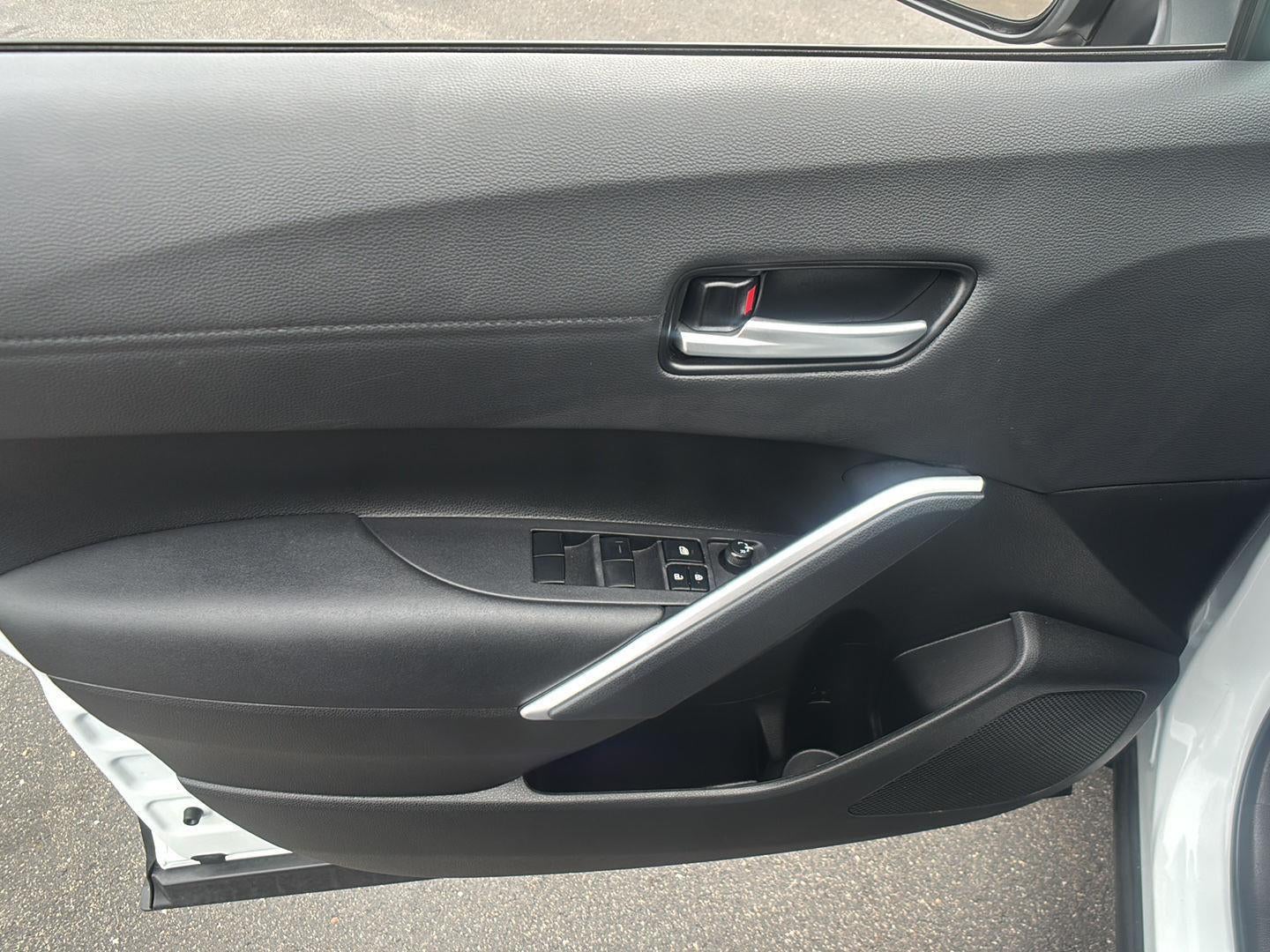 2023 Toyota Corolla Cross Hybrid XSE