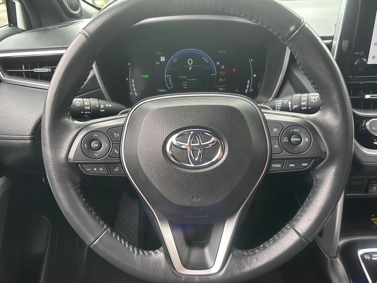 2023 Toyota Corolla Cross Hybrid XSE