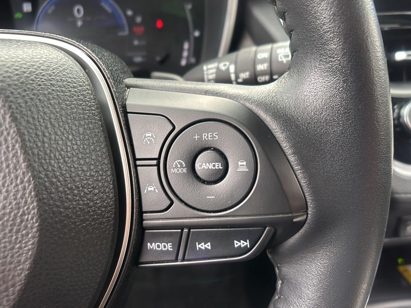 2023 Toyota Corolla Cross Hybrid XSE