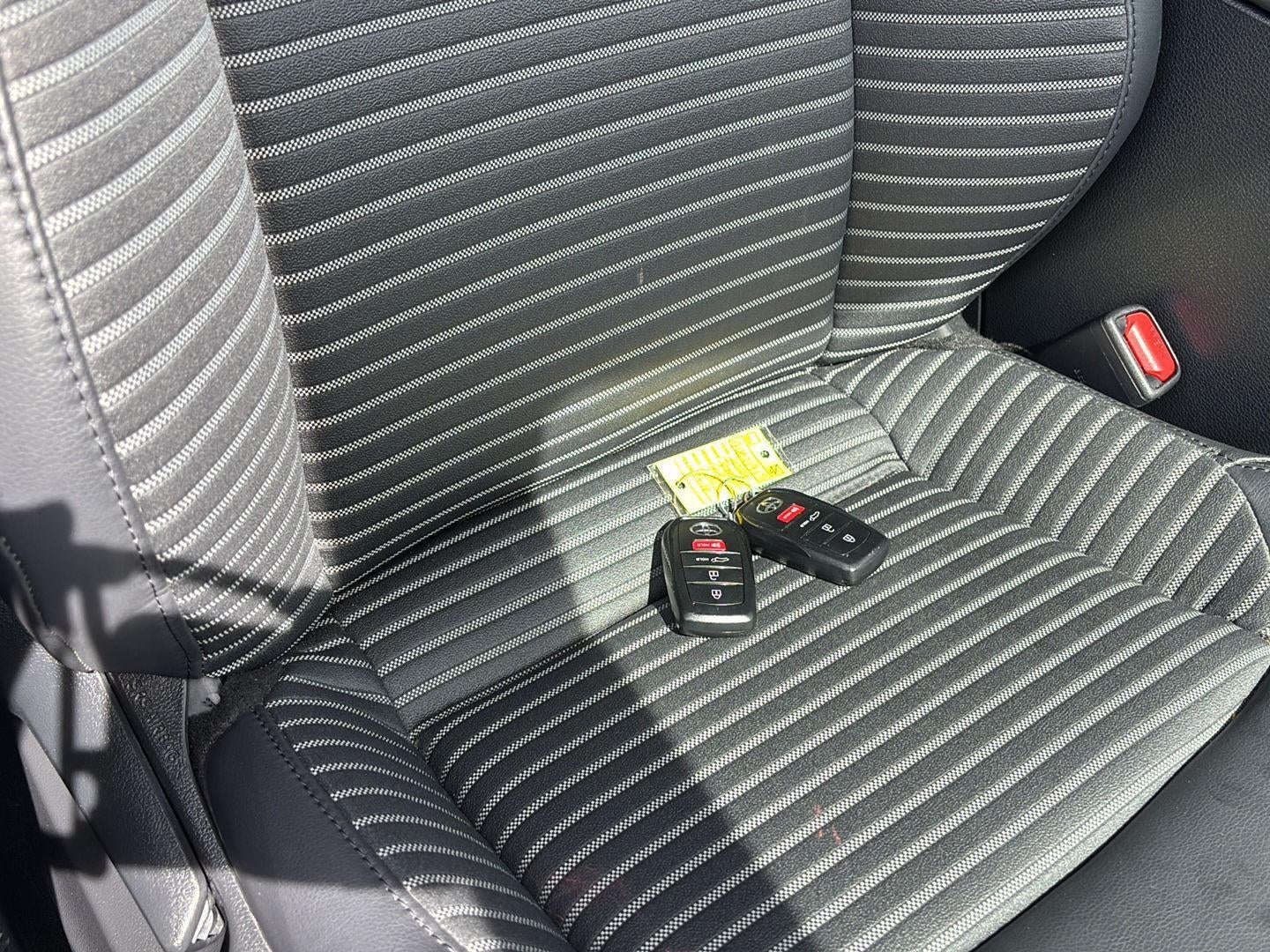 2024 Toyota Corolla Cross Hybrid XSE