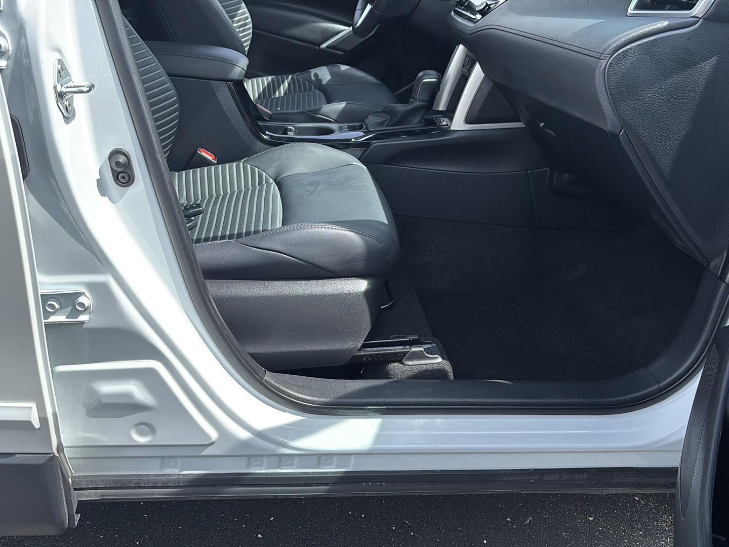 2024 Toyota Corolla Cross Hybrid XSE