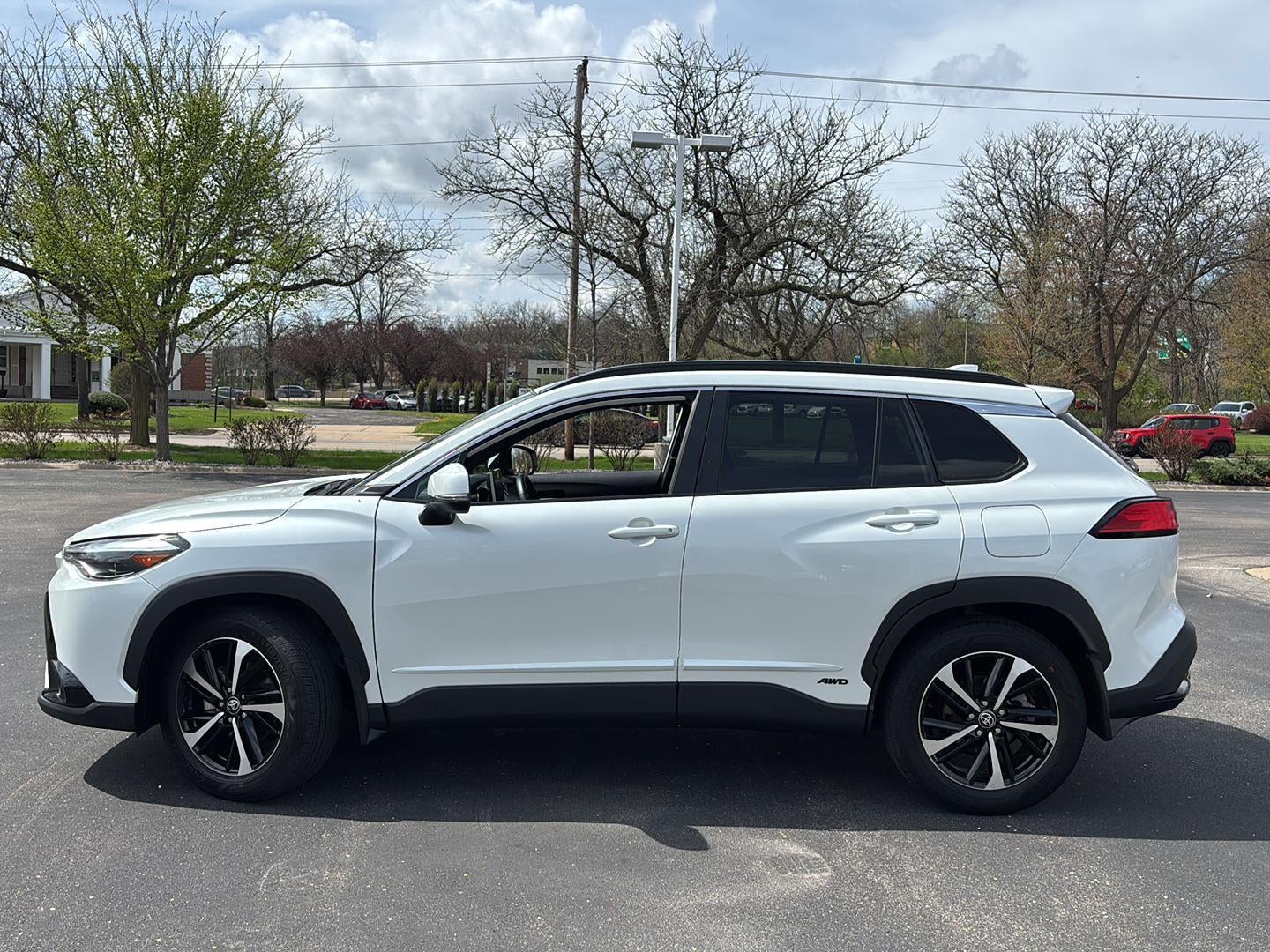 2024 Toyota Corolla Cross Hybrid XSE