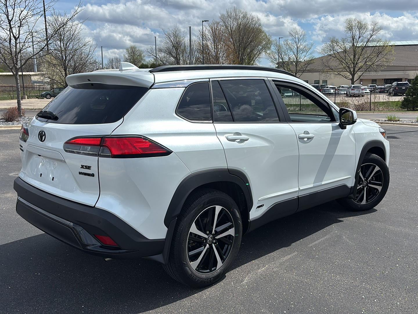 2024 Toyota Corolla Cross Hybrid XSE