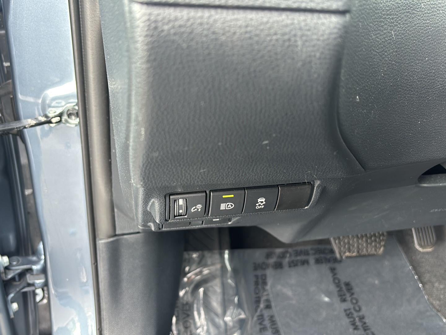 2024 Toyota Corolla Cross Hybrid XSE