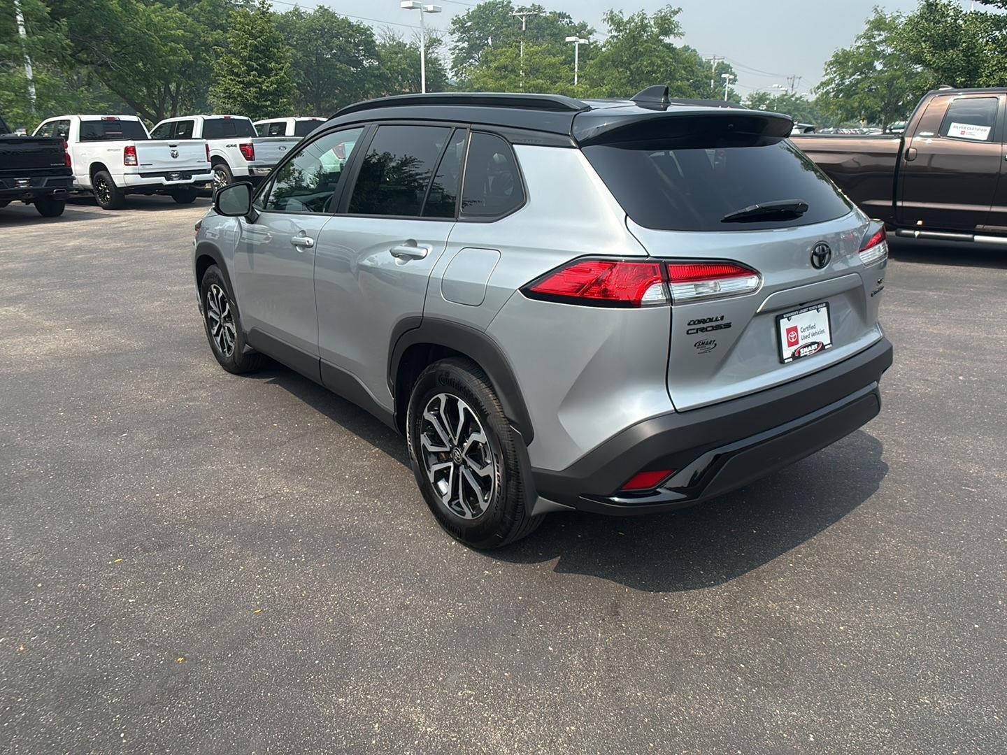 2025 Toyota Corolla Cross Hybrid SE