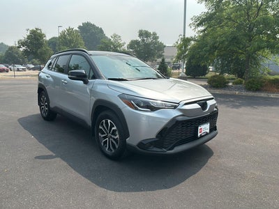 2025 Toyota Corolla Cross Hybrid SE