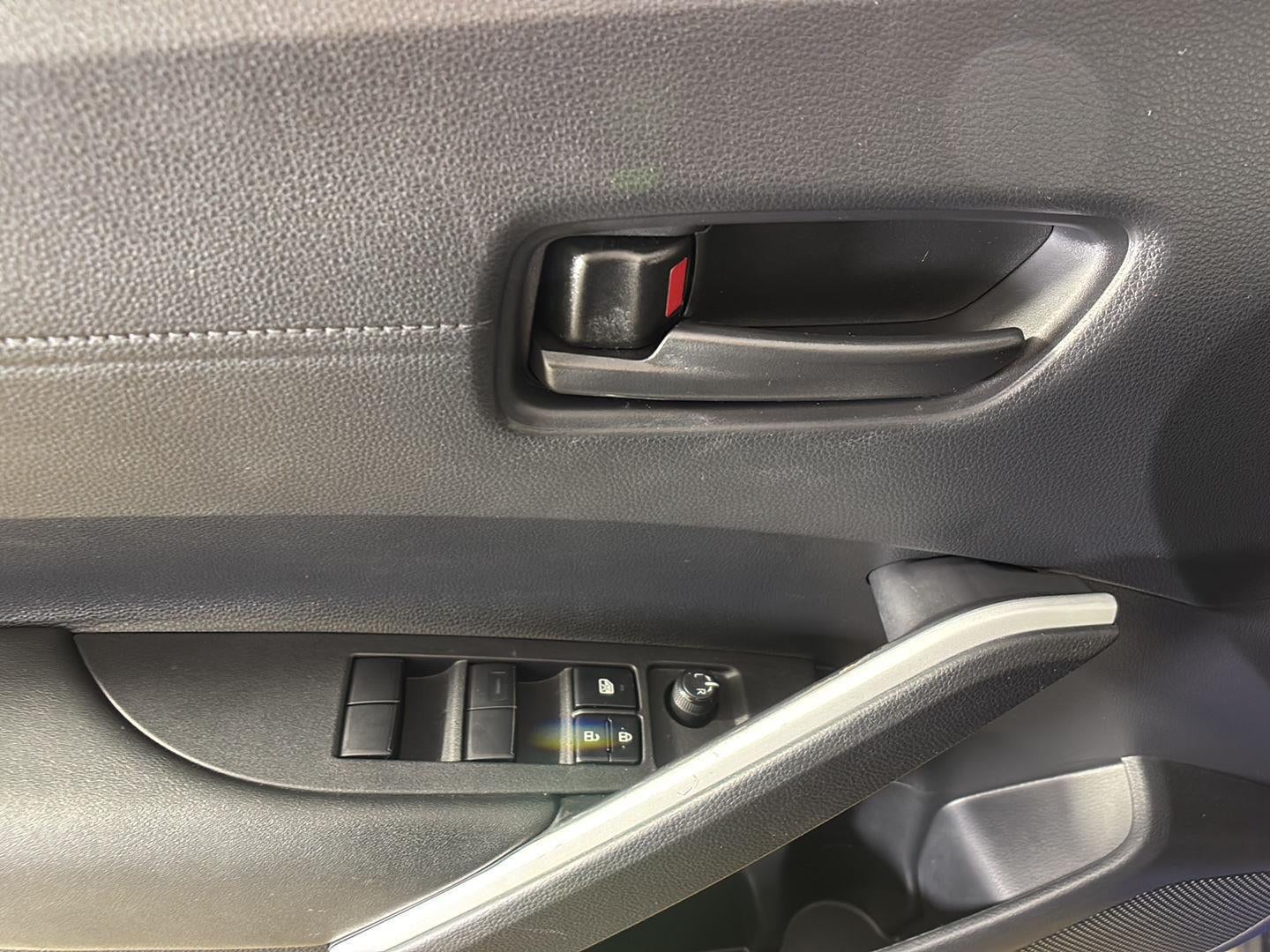 2024 Toyota Corolla Cross Hybrid SE