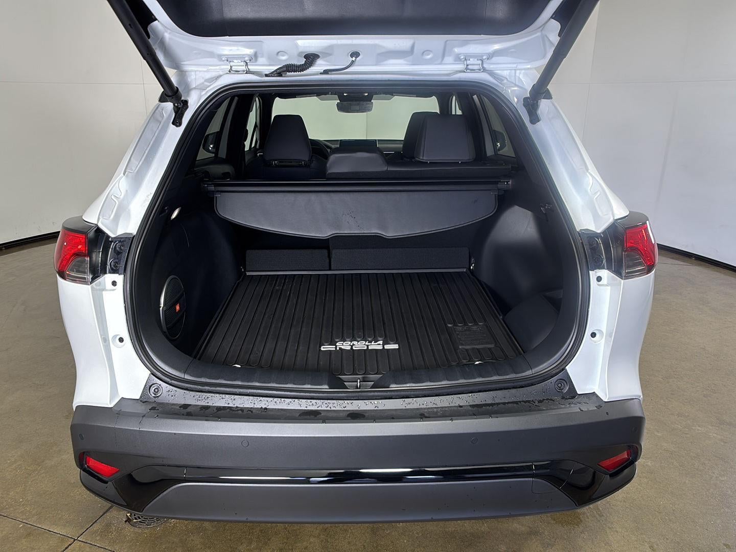 2024 Toyota Corolla Cross Hybrid XSE