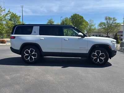2024 Rivian R1S Adventure