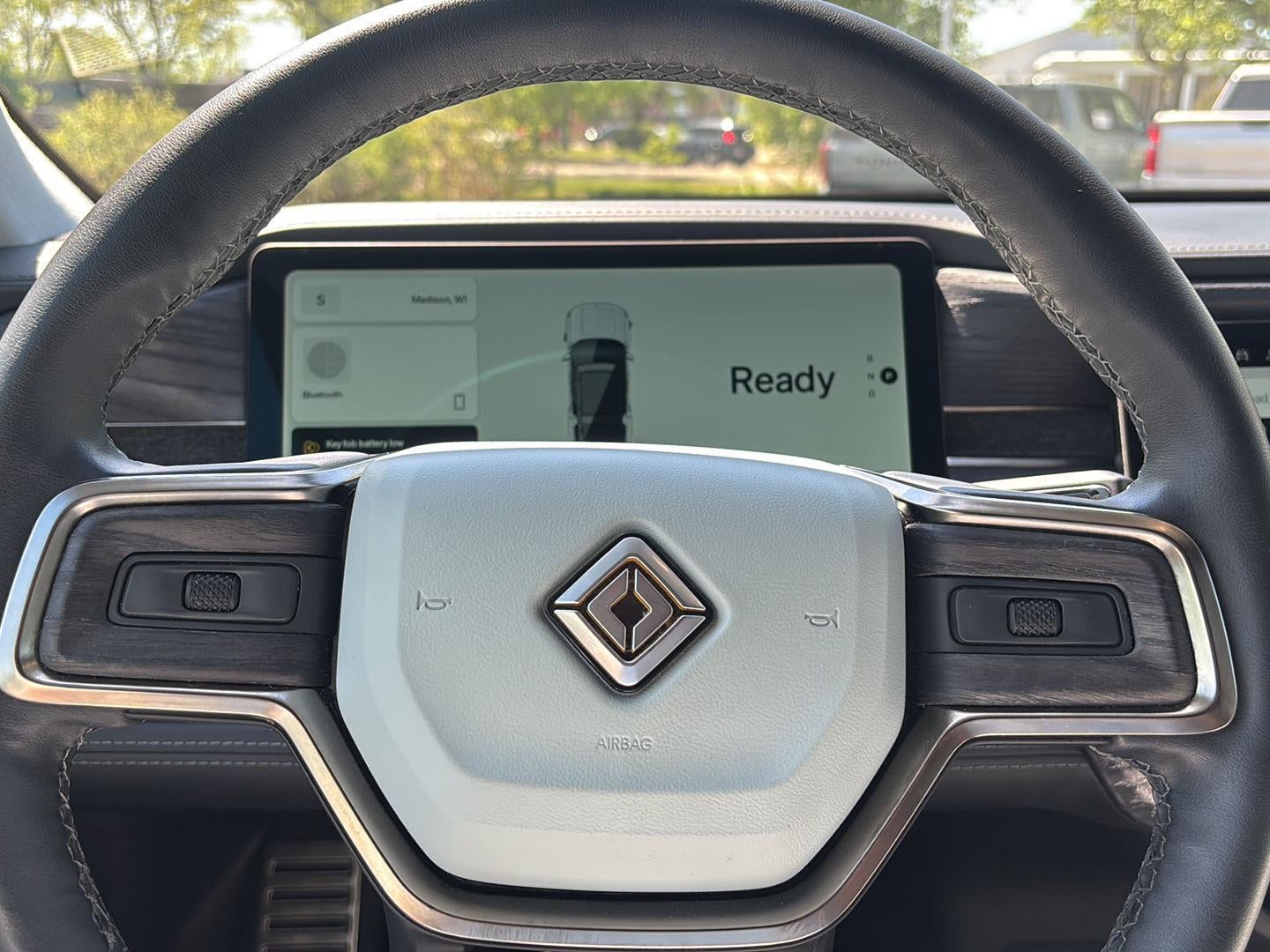 2024 Rivian R1S Adventure