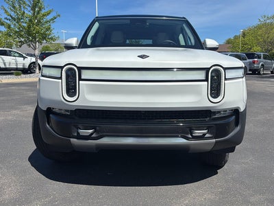 2024 Rivian R1S Adventure