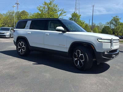 2024 Rivian R1S Adventure