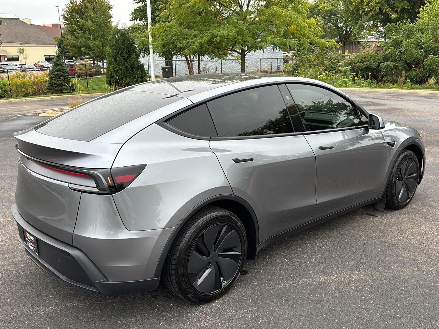 2026 Tesla Model Y AWD