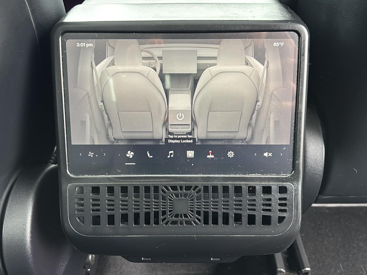 2026 Tesla Model Y AWD