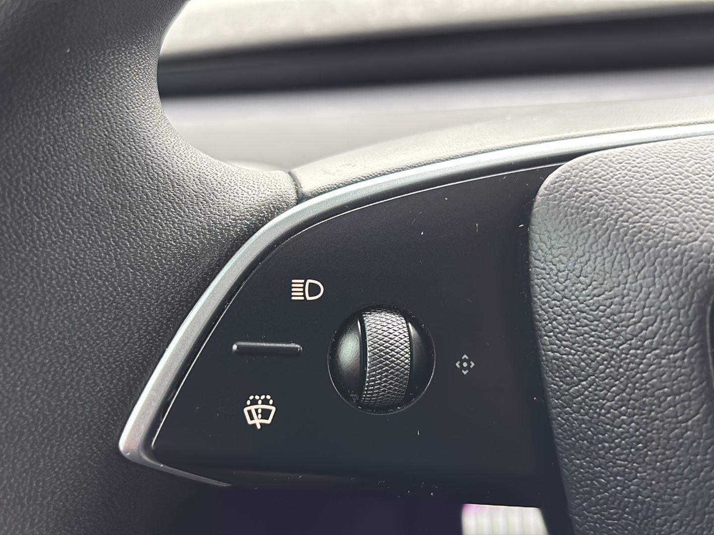 2026 Tesla Model Y AWD