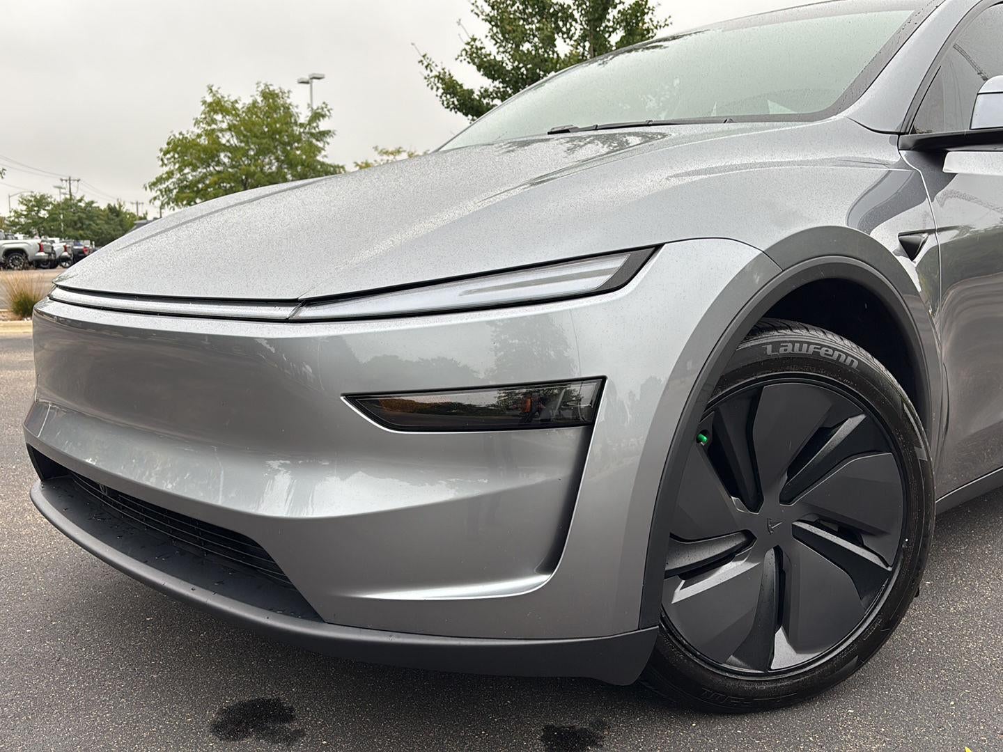 2026 Tesla Model Y AWD