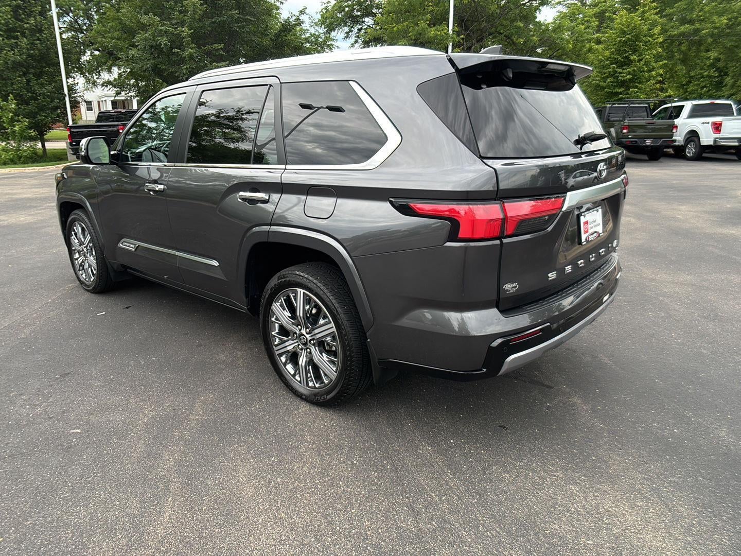 2025 Toyota SEQUOIA Base
