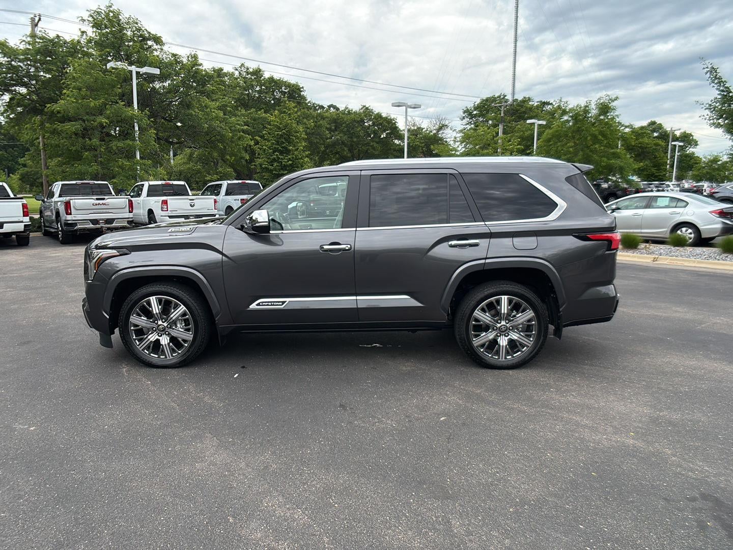 2025 Toyota SEQUOIA Base