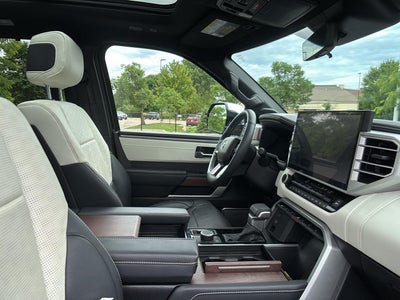 2025 Toyota SEQUOIA Base