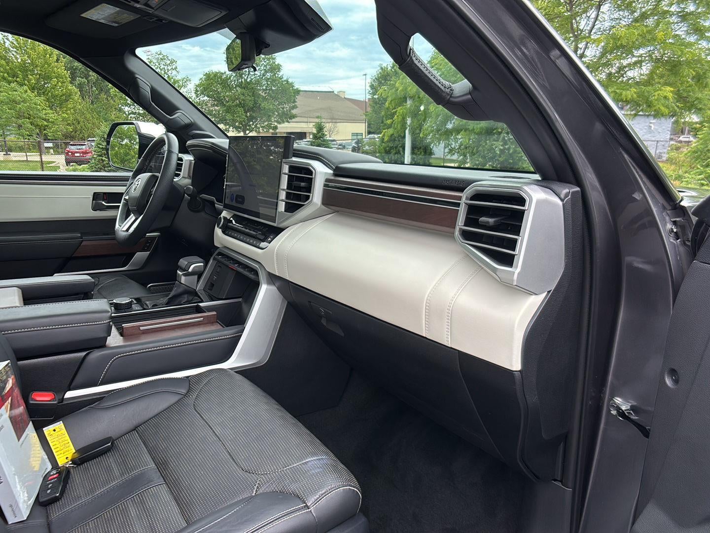 2025 Toyota SEQUOIA Base
