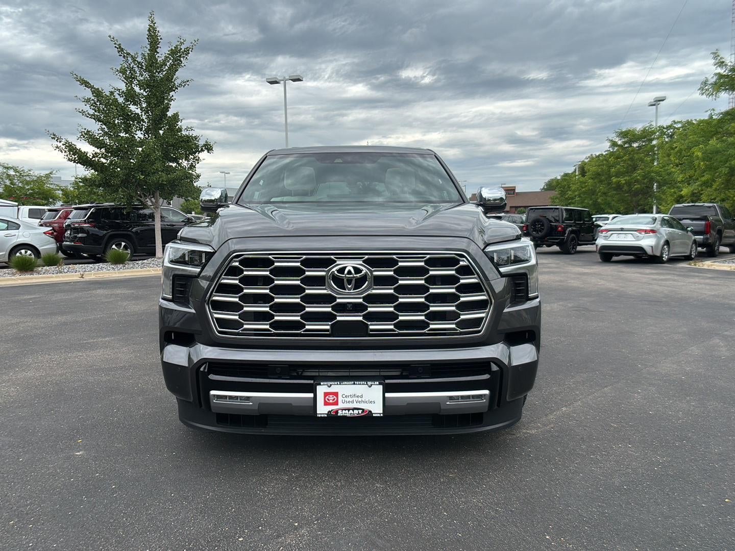 2025 Toyota SEQUOIA Base