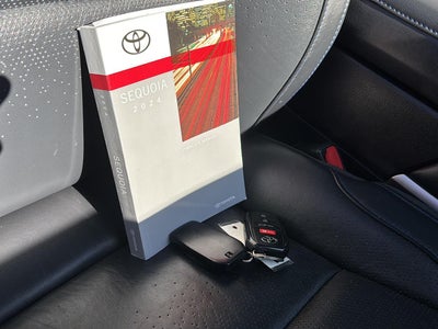 2024 Toyota Sequoia Platinum
