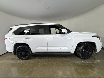 2025 Toyota Sequoia SR5