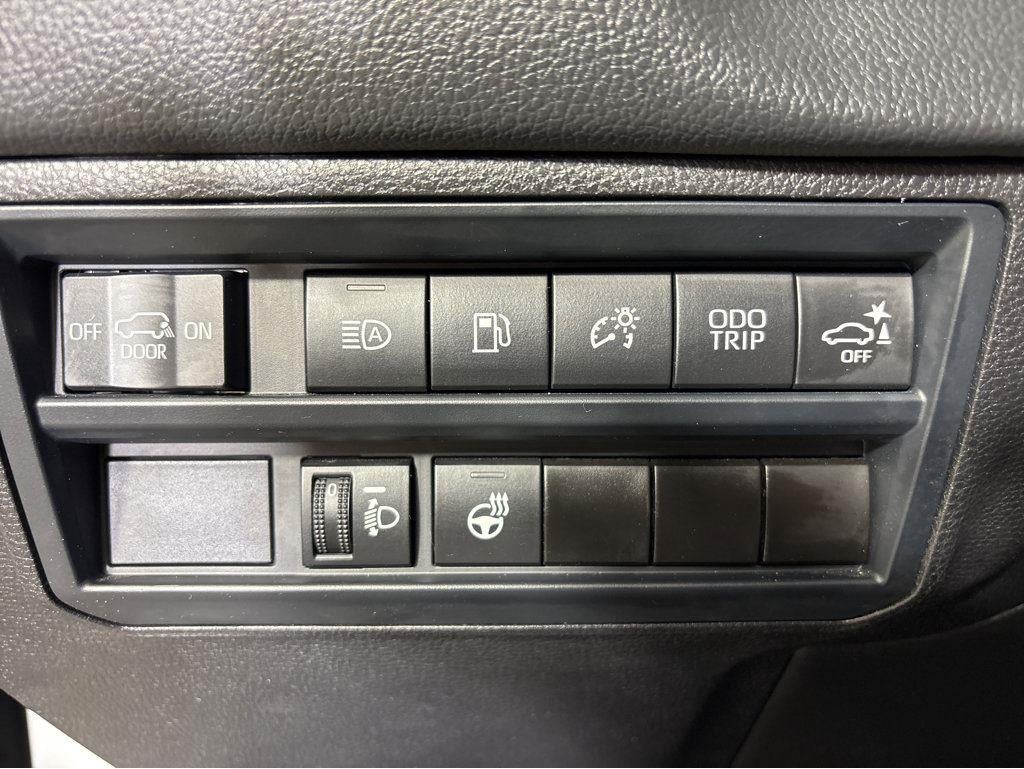 2025 Toyota Sequoia SR5