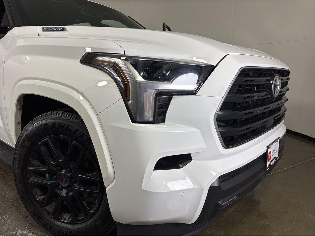 2025 Toyota Sequoia SR5