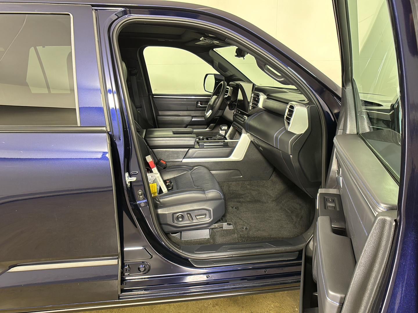 2025 Toyota Sequoia Platinum