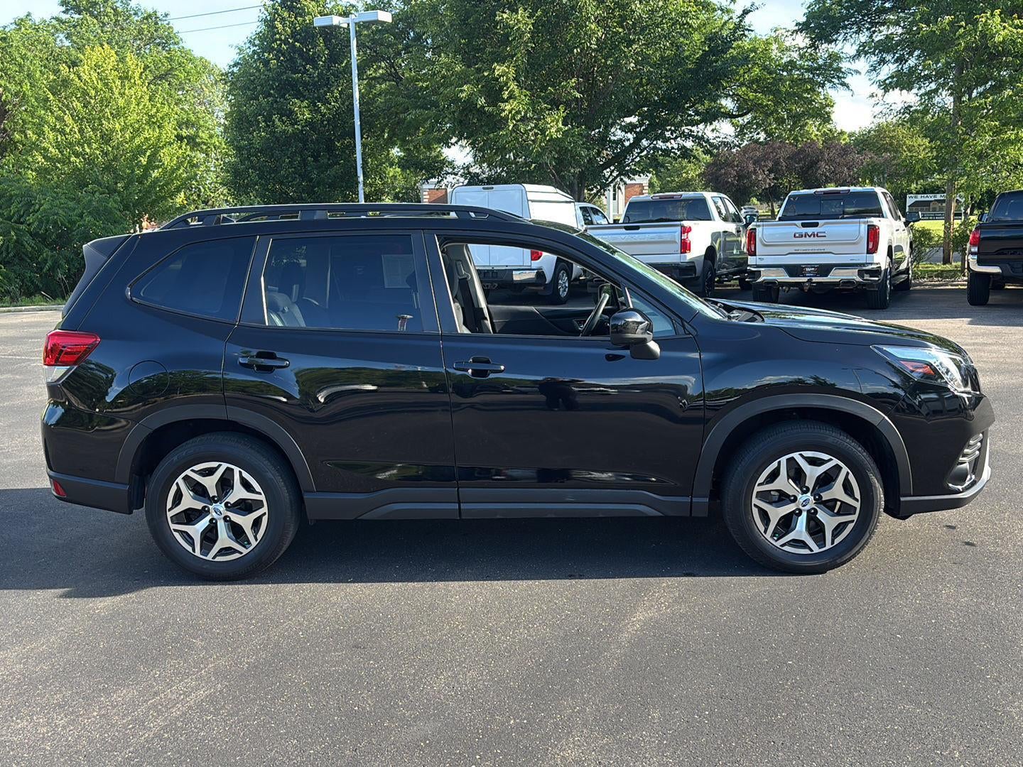 2024 Subaru Forester Premium