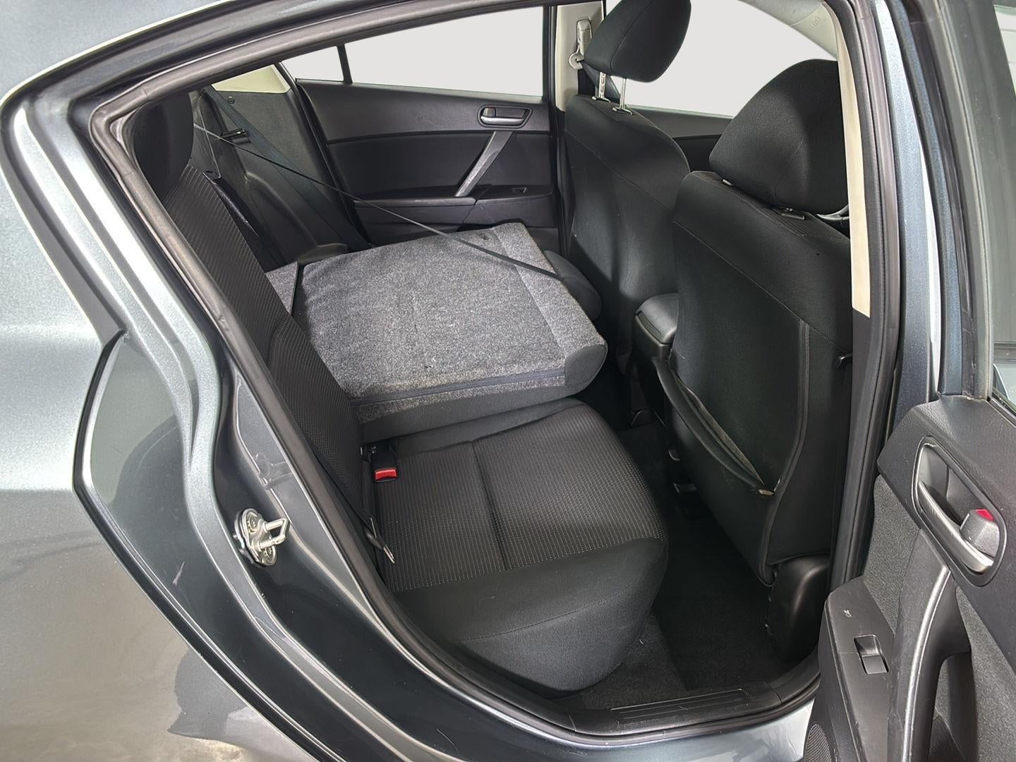 2012 Mazda Mazda3 i Touring