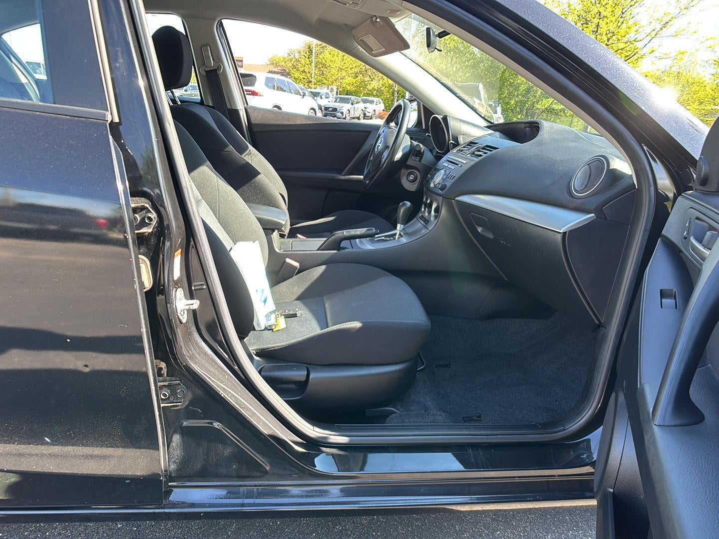 2011 Mazda Mazda3 i Touring