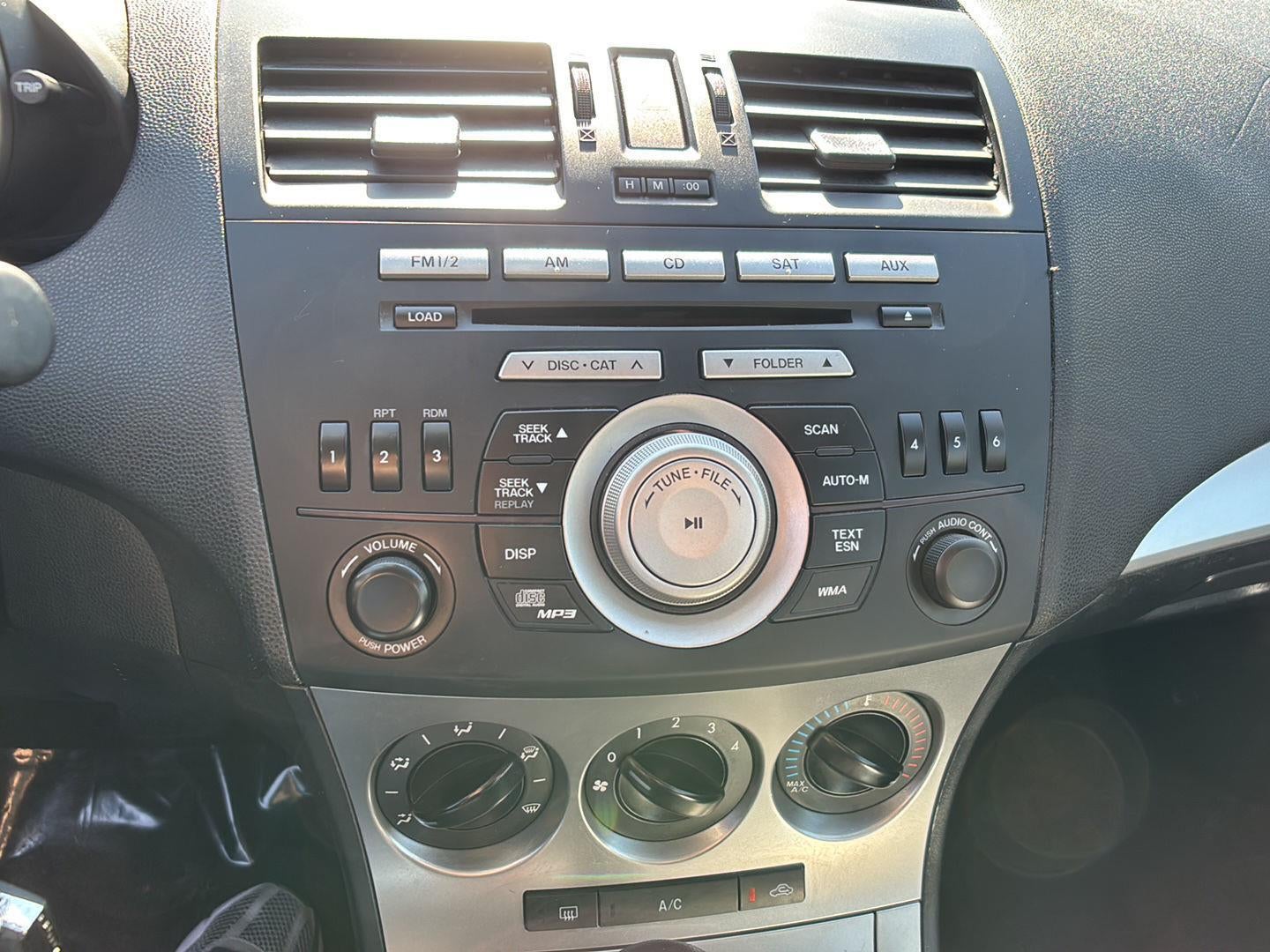 2011 Mazda Mazda3 i Touring