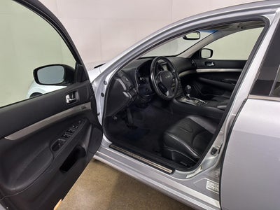 2013 INFINITI G37 Sedan x