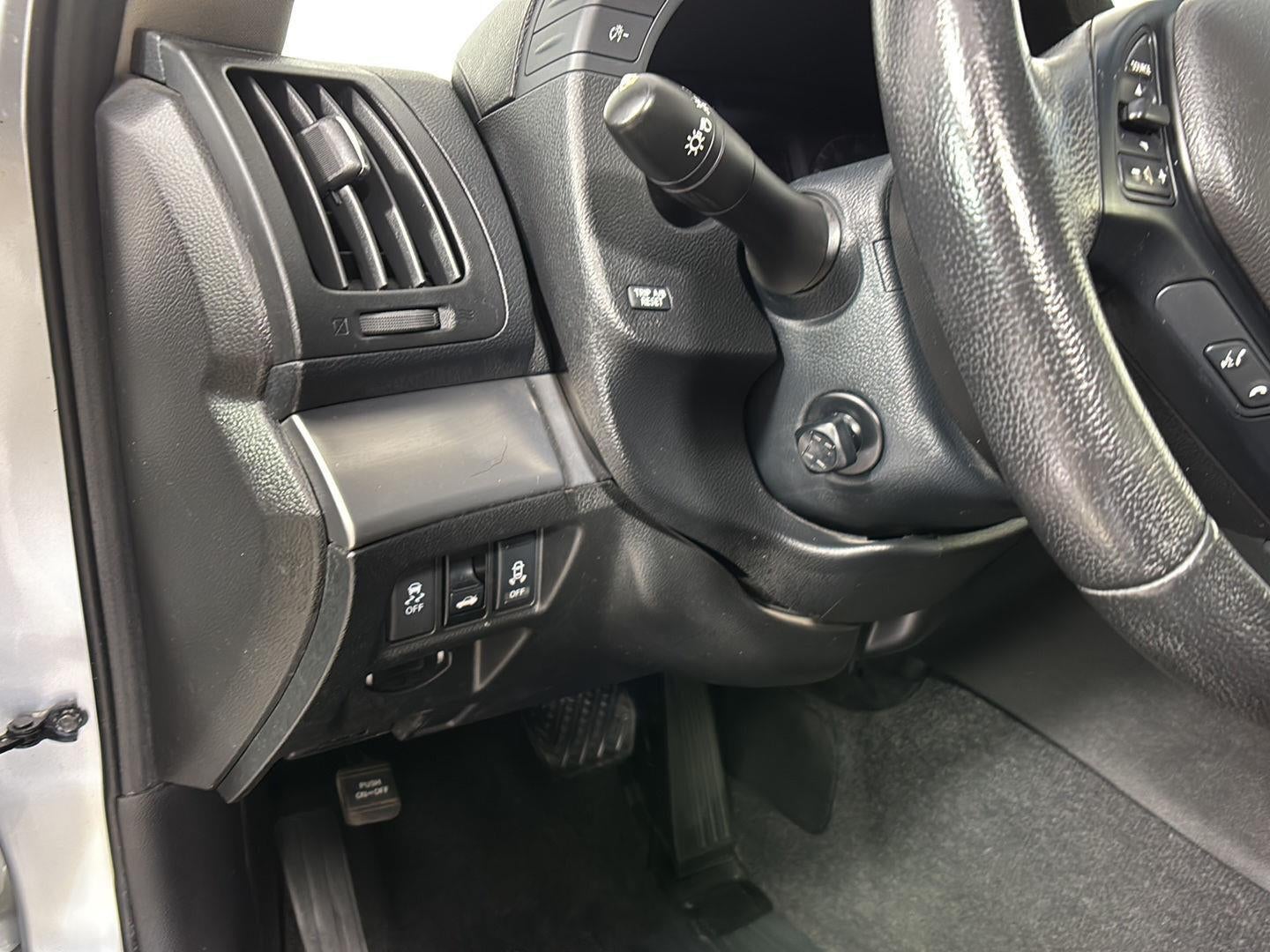 2013 INFINITI G37 Sedan x