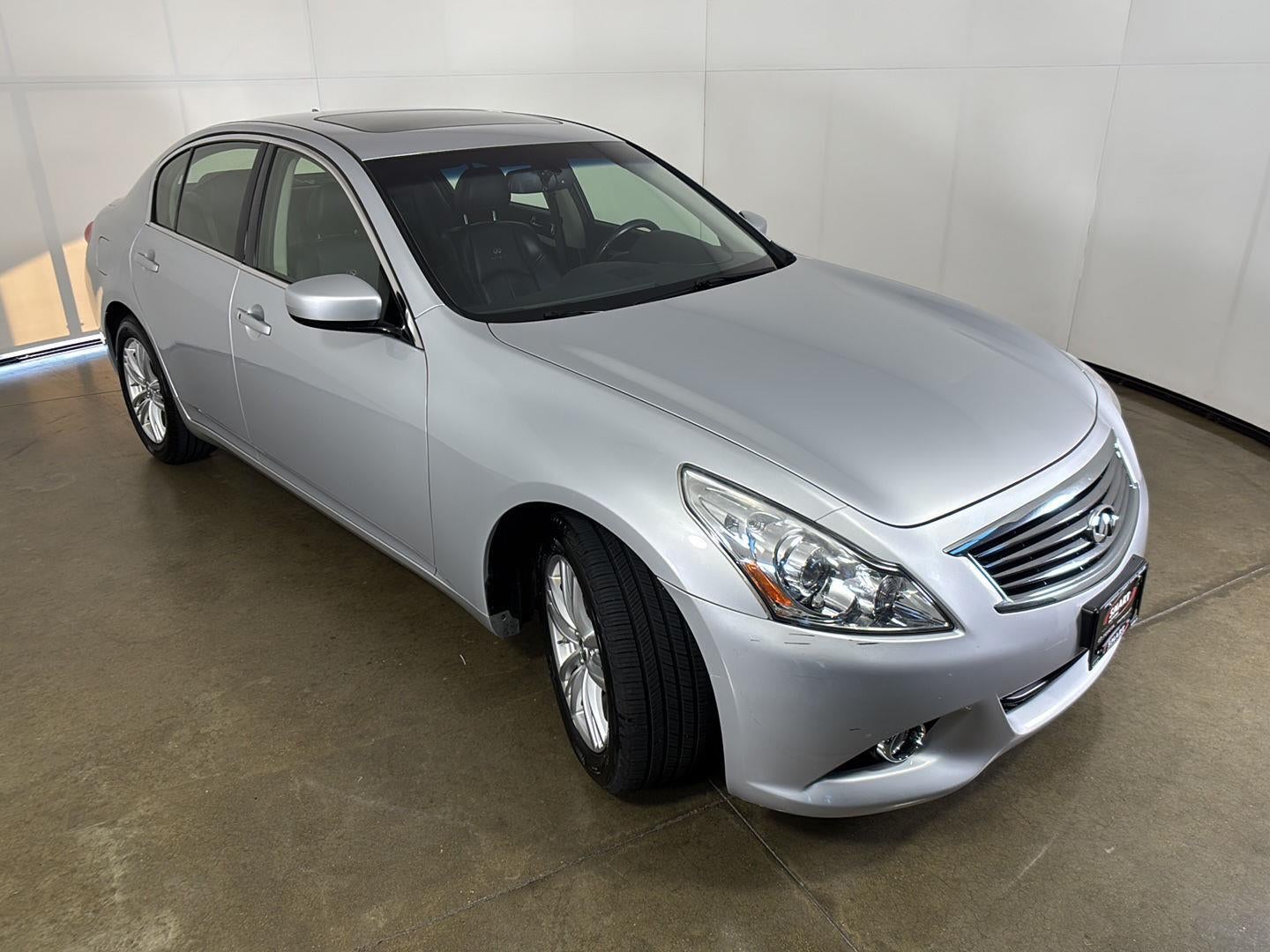 2013 INFINITI G37 Sedan x