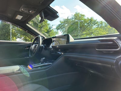 2025 Toyota Crown Signia Limited