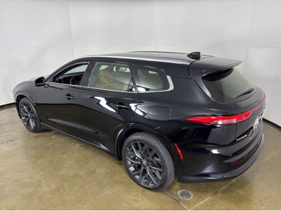 2025 Toyota Crown Signia Limited