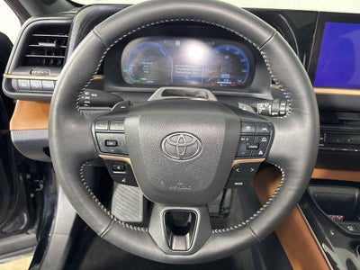 2025 Toyota Crown Signia Limited