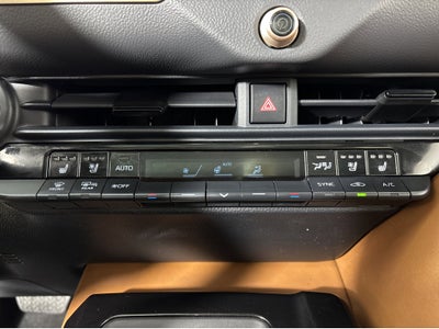 2025 Toyota Crown Signia Limited