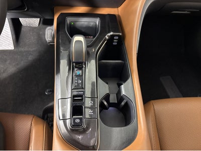 2025 Toyota Crown Signia Limited