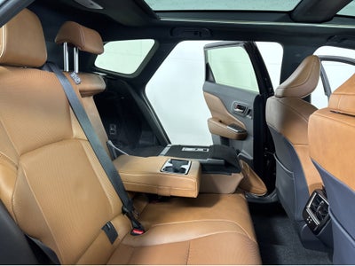 2025 Toyota Crown Signia Limited