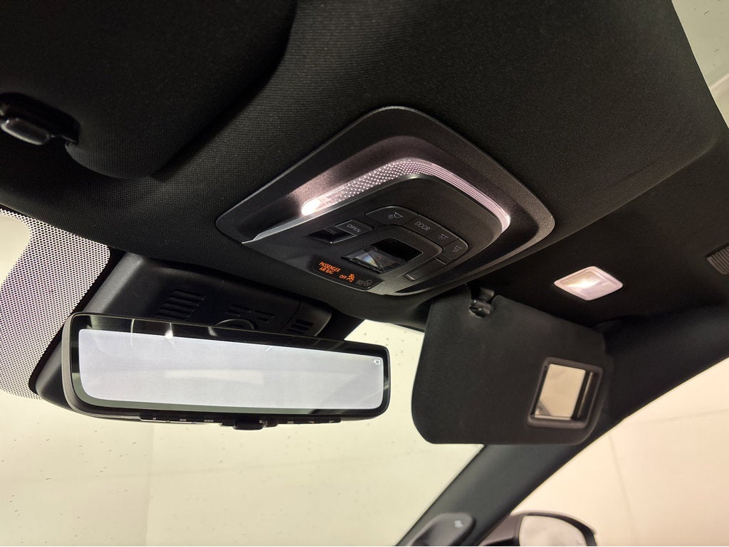 2025 Toyota Crown Signia Limited