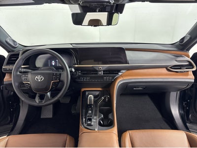 2025 Toyota Crown Signia Limited