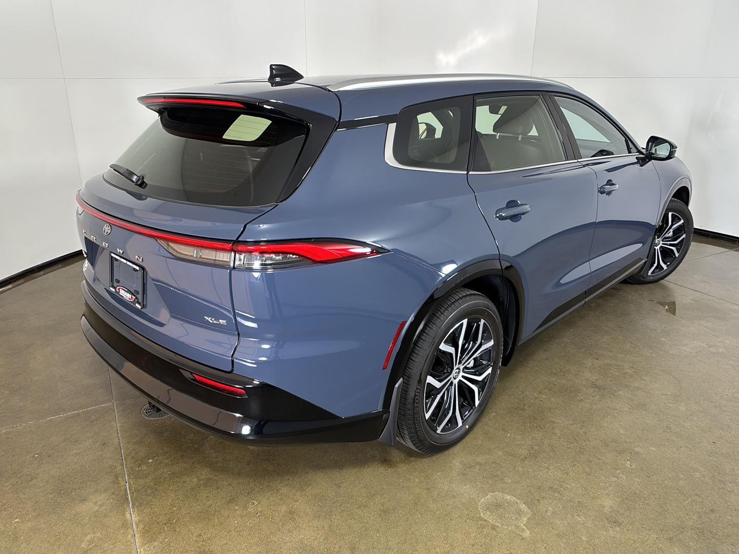 2025 Toyota Crown Signia XLE