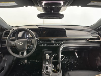 2025 Toyota Crown Signia XLE