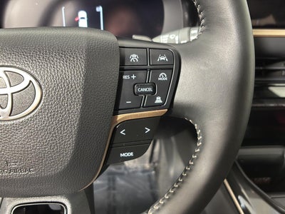 2025 Toyota Crown Signia XLE