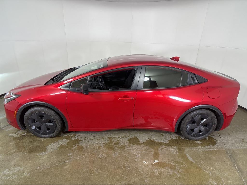2023 Toyota Prius LE