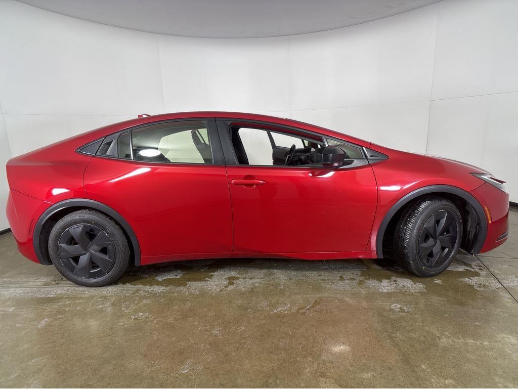 2023 Toyota Prius LE